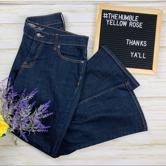Old Navy The Flirt Dark Wash Bootcut Jeans Size 8 Short - Picture 1 of 3